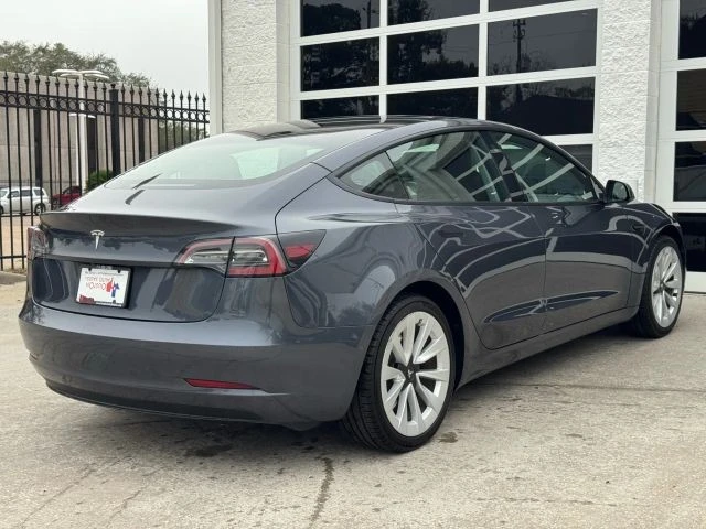 2022 Tesla Model 3 - Image 16 of 21