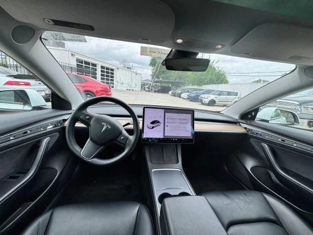 2022 Tesla Model 3 - Image 3 of 8