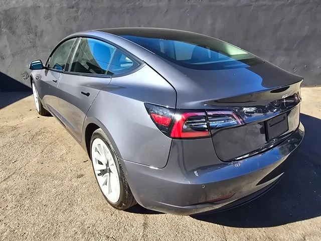 2022 Tesla Model 3 - Image 7 of 21