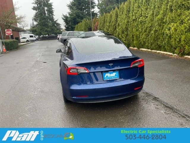 2022 Tesla Model 3 - Image 8 of 12