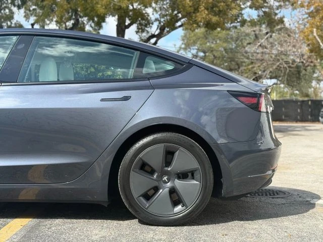 2022 Tesla Model 3 - Image 16 of 21