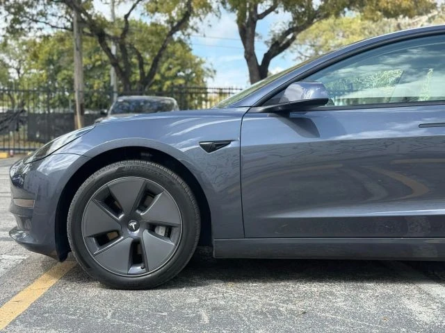 2022 Tesla Model 3 - Image 15 of 21