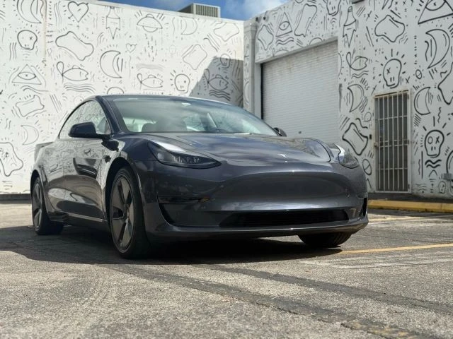 2022 Tesla Model 3 - Image 4 of 21