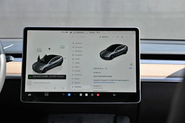 2022 Tesla Model 3 - Image 10 of 21
