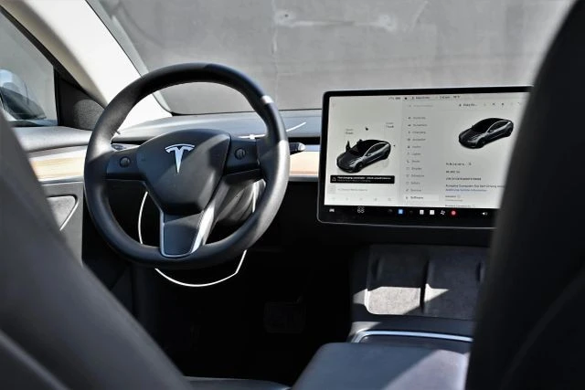 2022 Tesla Model 3 - Image 11 of 21