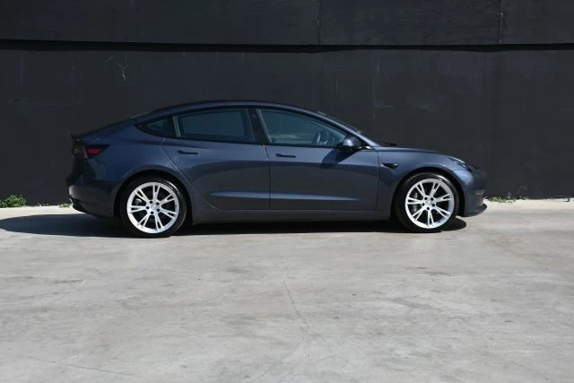 2022 Tesla Model 3 - Image 7 of 21