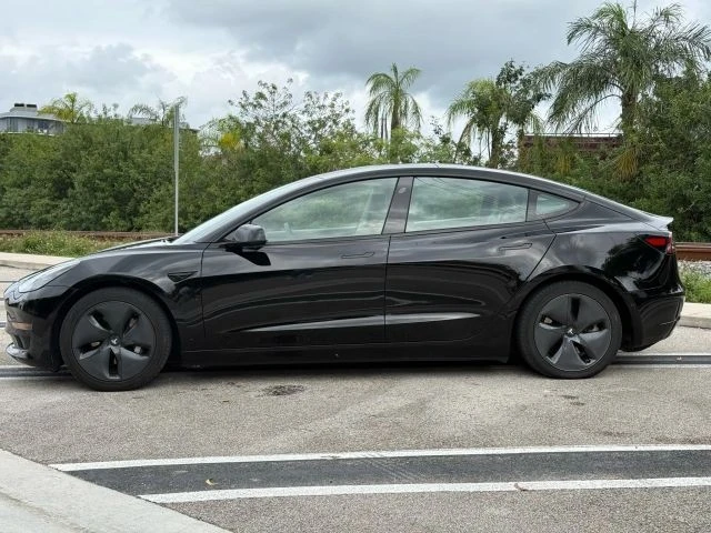 2022 Tesla Model 3 - Image 6 of 21
