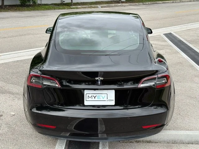 2022 Tesla Model 3 - Image 16 of 21