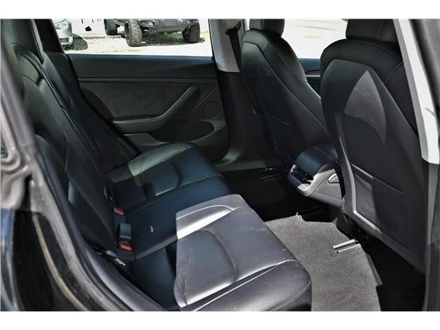 2022 Tesla Model 3 - Image 16 of 17