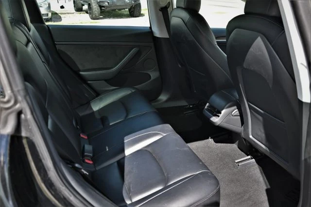 2022 Tesla Model 3 - Image 16 of 17