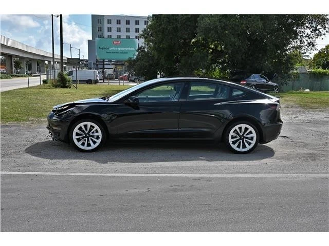 2022 Tesla Model 3 - Image 6 of 17