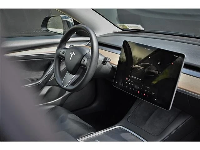 2022 Tesla Model 3 - Image 13 of 21