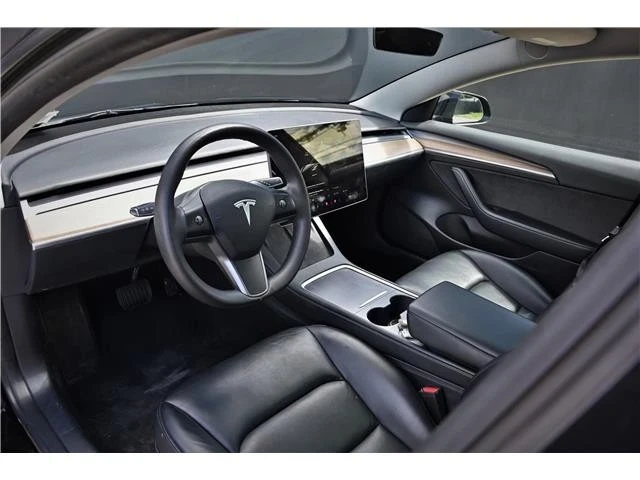 2022 Tesla Model 3 - Image 14 of 21