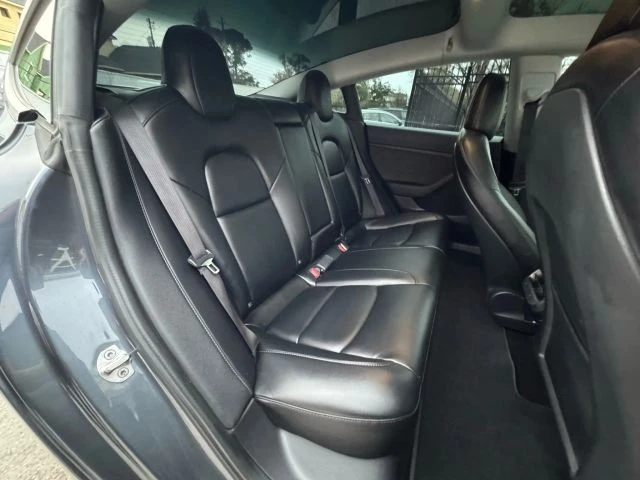 2022 Tesla Model 3 - Image 18 of 21