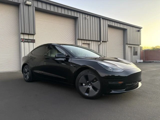 2022 Tesla Model 3 - Image 2 of 14