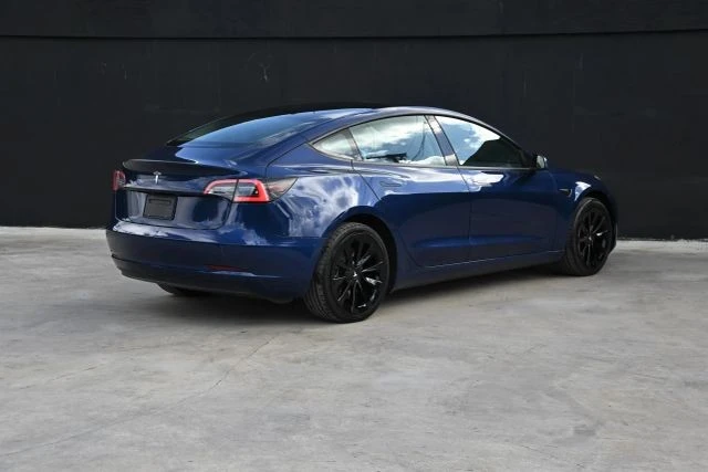 2022 Tesla Model 3 - Image 6 of 21