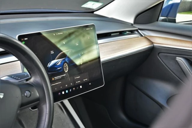 2022 Tesla Model 3 - Image 12 of 21