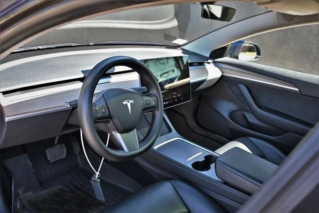 2022 Tesla Model 3 - Image 16 of 21