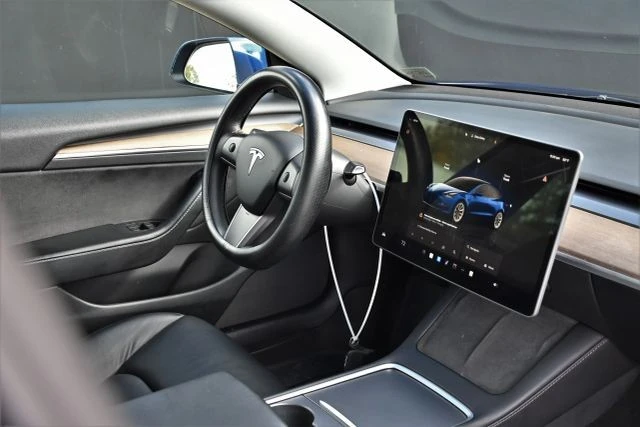 2022 Tesla Model 3 - Image 13 of 21