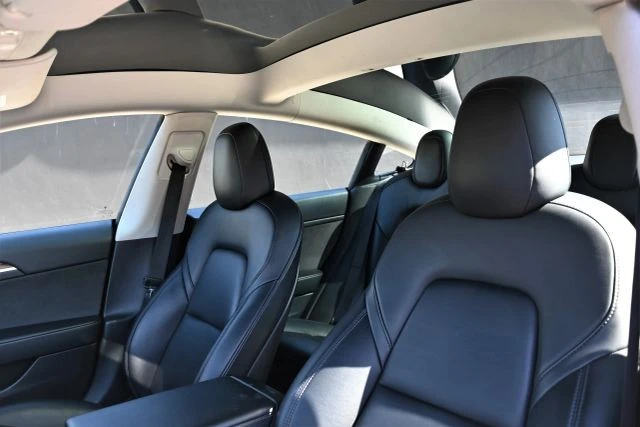 2022 Tesla Model 3 - Image 14 of 21