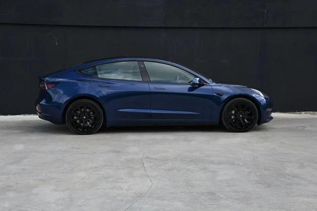 2022 Tesla Model 3 - Image 8 of 21