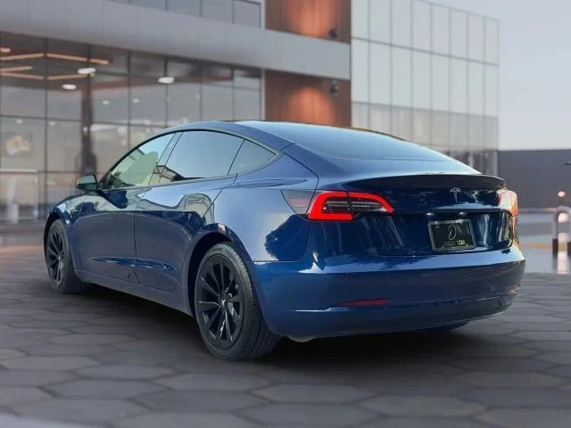2022 Tesla Model 3 - Image 4 of 21
