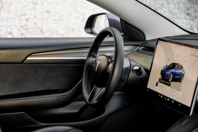 2022 Tesla Model 3 - Image 16 of 21
