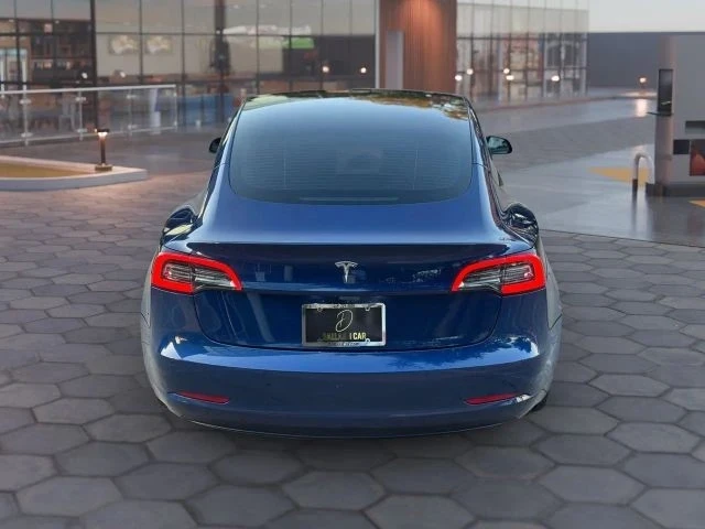 2022 Tesla Model 3 - Image 7 of 21