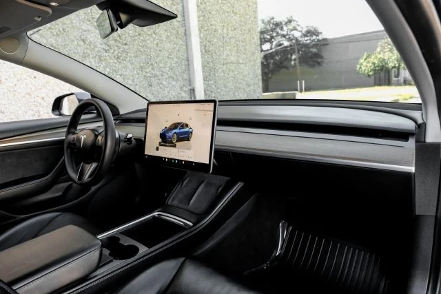 2022 Tesla Model 3 - Image 14 of 21