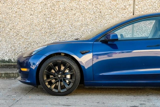 2022 Tesla Model 3 - Image 12 of 21
