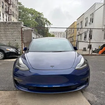 2022 Tesla Model 3 Standard Sedan 4D