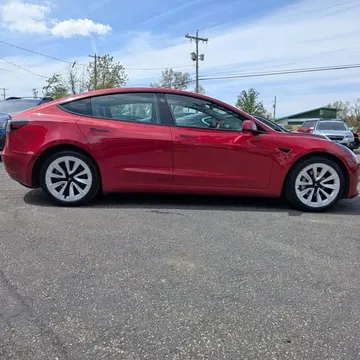 2022 Tesla Model 3 Standard Sedan 4D