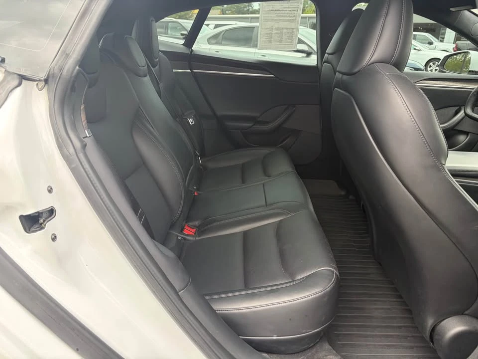 2022 Tesla Model S - Image 9 of 11
