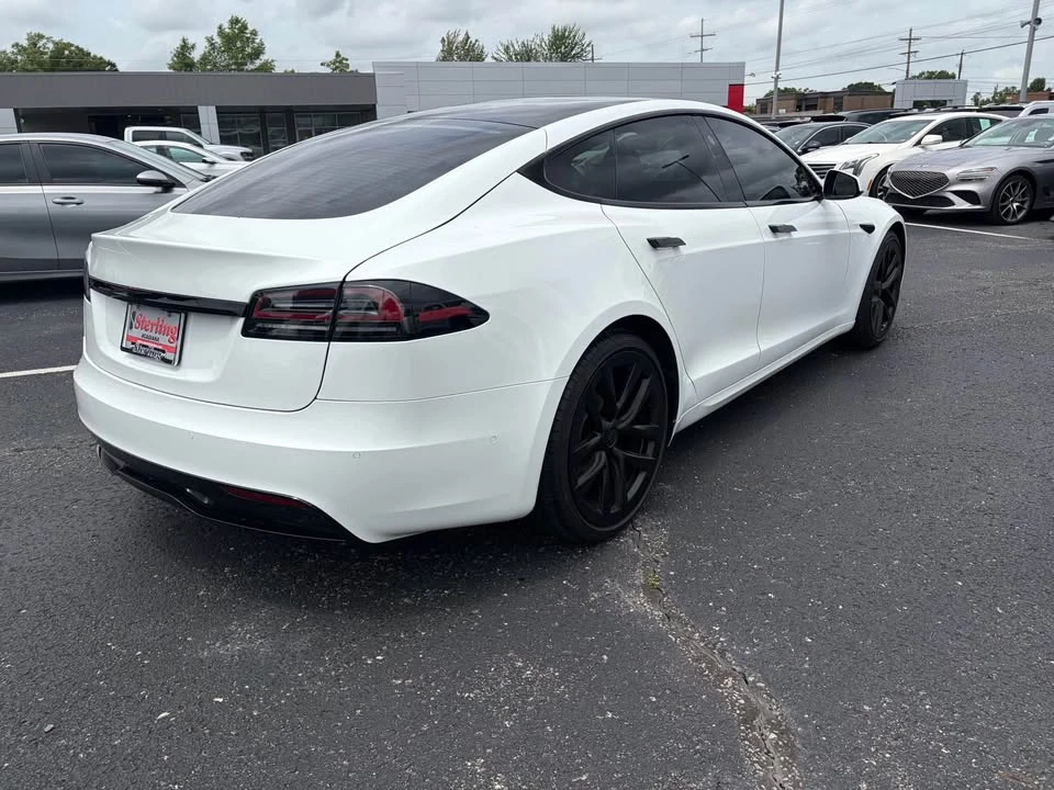 2022 Tesla Model S - Image 4 of 11