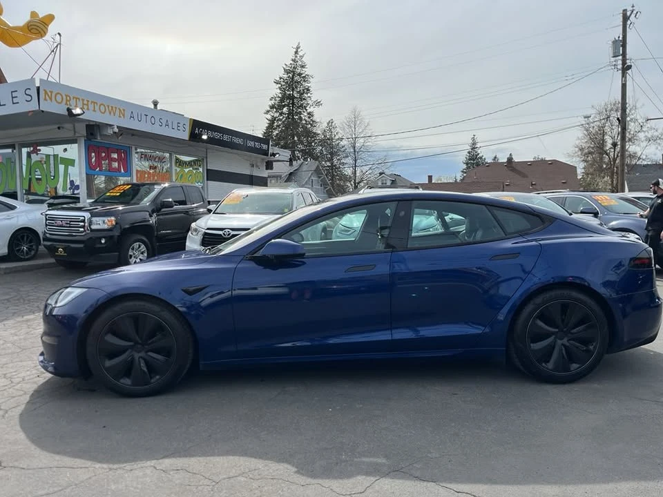 2022 Tesla Model S - Image 2 of 19