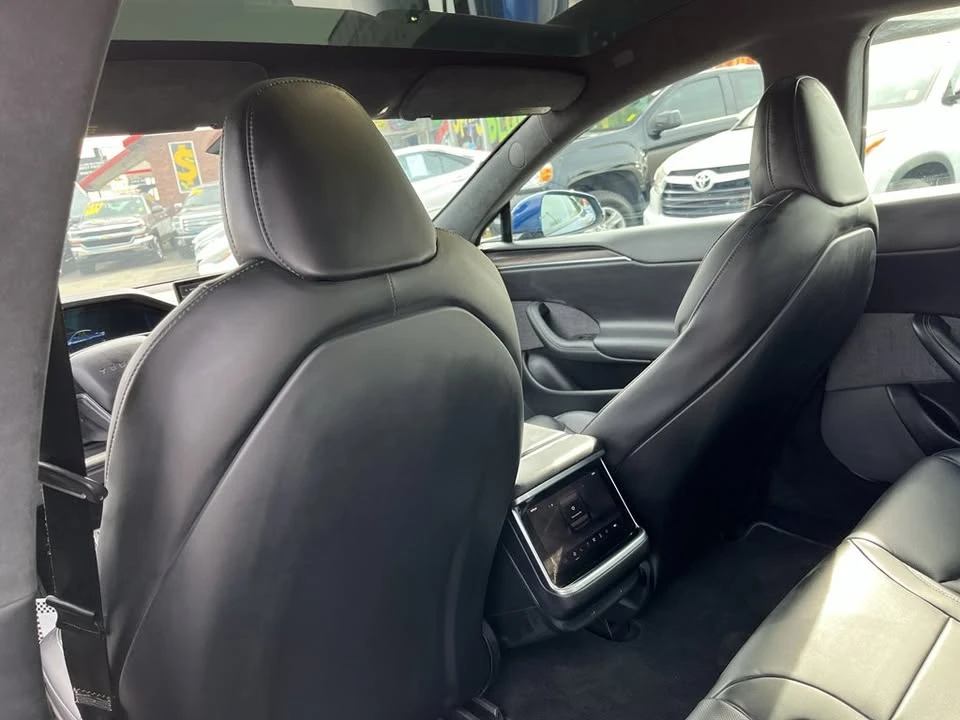 2022 Tesla Model S - Image 12 of 19
