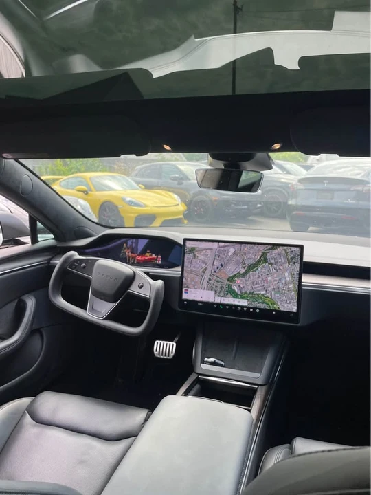 2022 Tesla Model S - Image 6 of 12