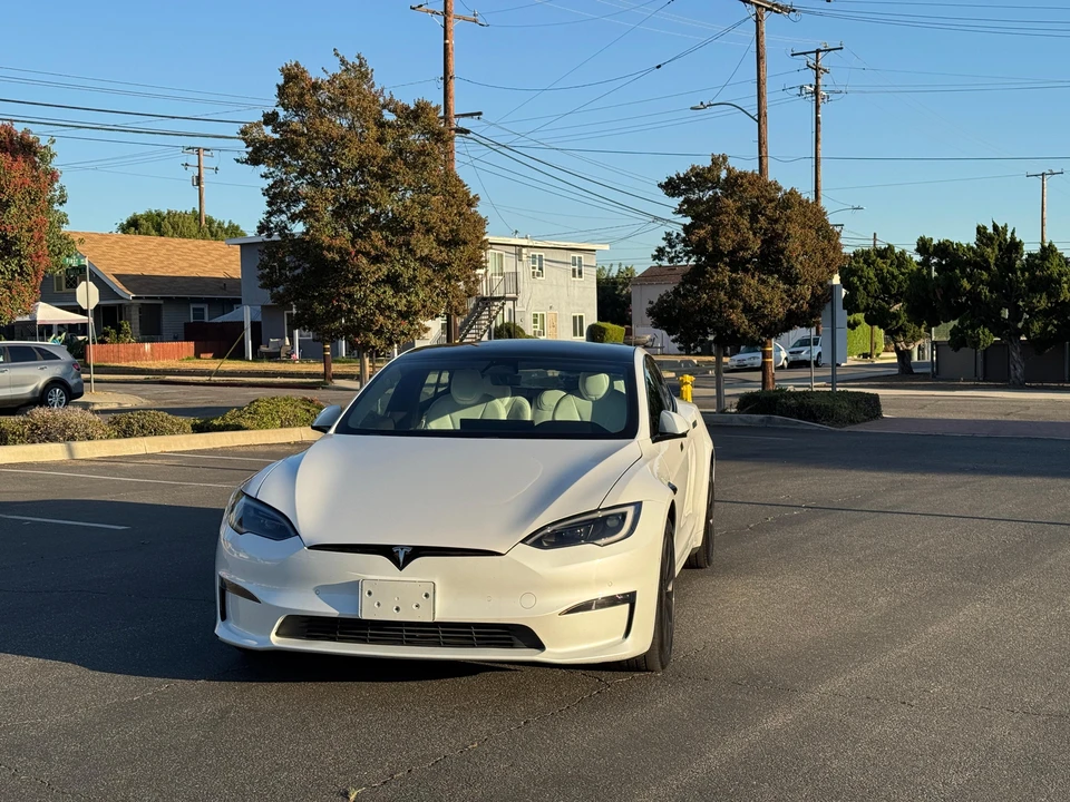 2022 Tesla Model S - Image 6 of 31