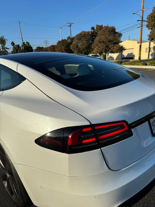 2022 Tesla Model S - Image 24 of 31