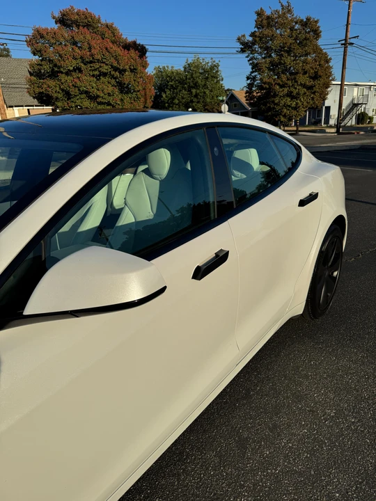 2022 Tesla Model S - Image 20 of 31