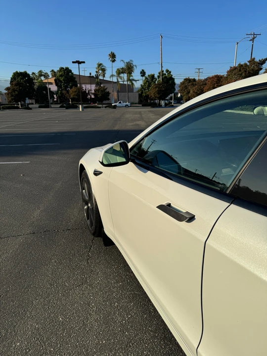 2022 Tesla Model S - Image 21 of 31