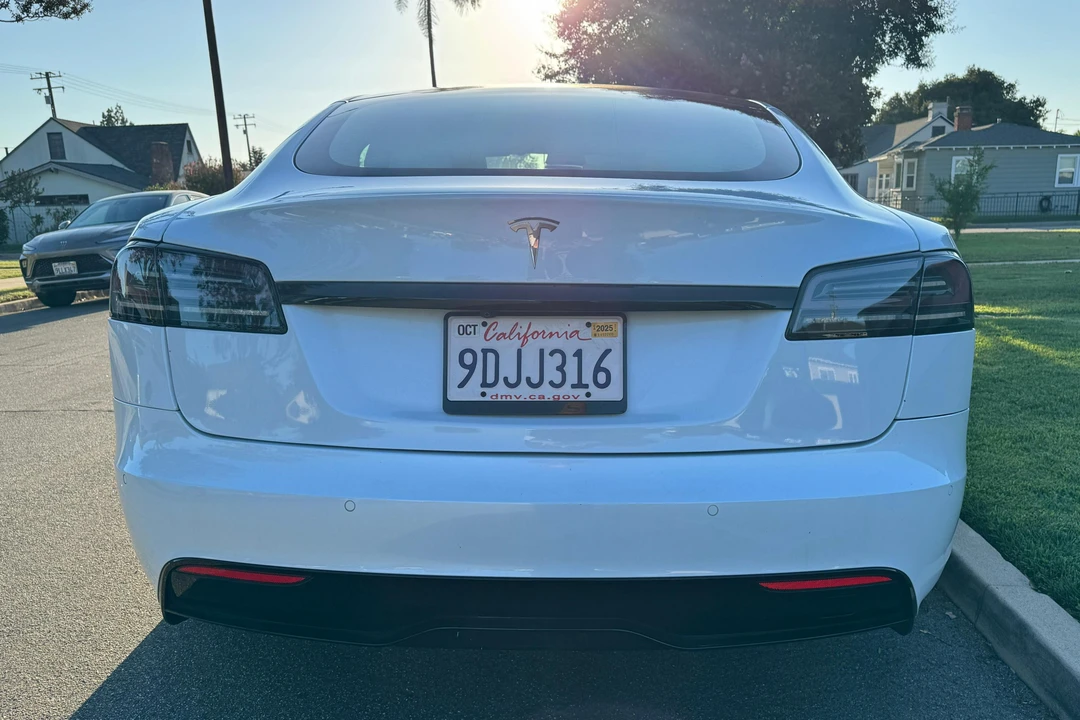 2022 Tesla Model S - Image 5 of 31
