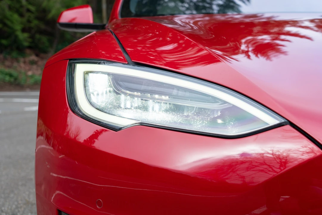 2022 Tesla Model S - Image 10 of 31
