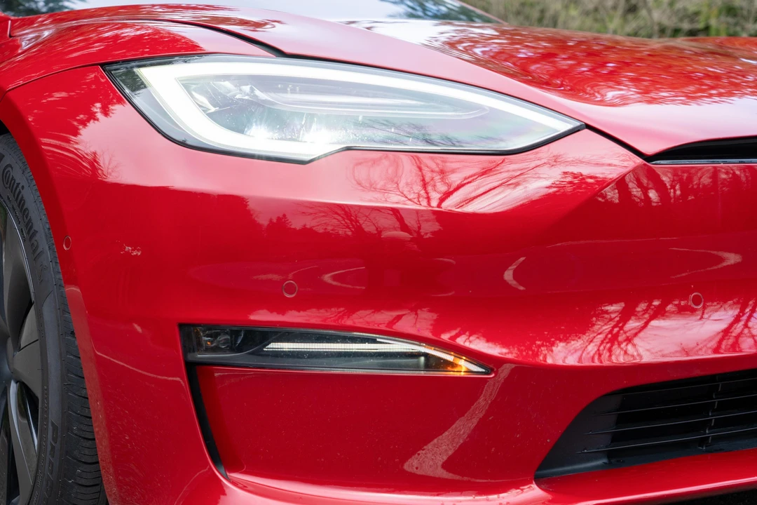 2022 Tesla Model S - Image 9 of 31