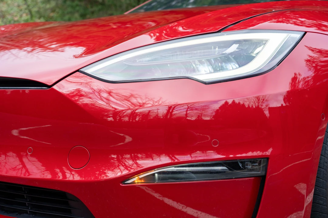 2022 Tesla Model S - Image 13 of 31