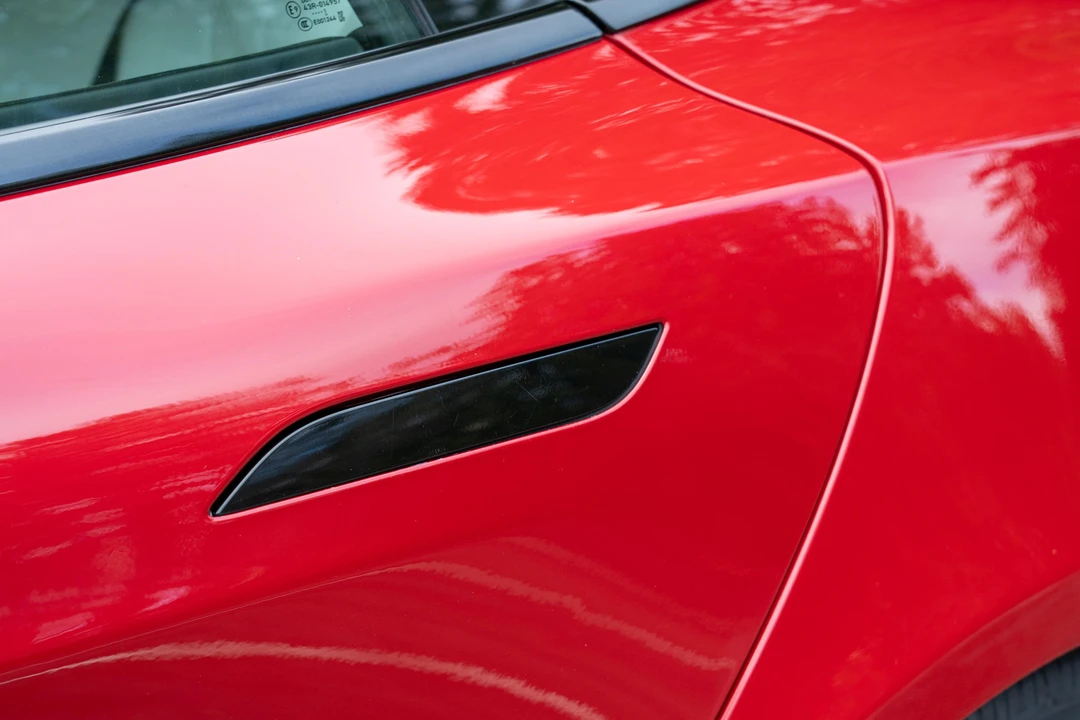 2022 Tesla Model S - Image 17 of 31