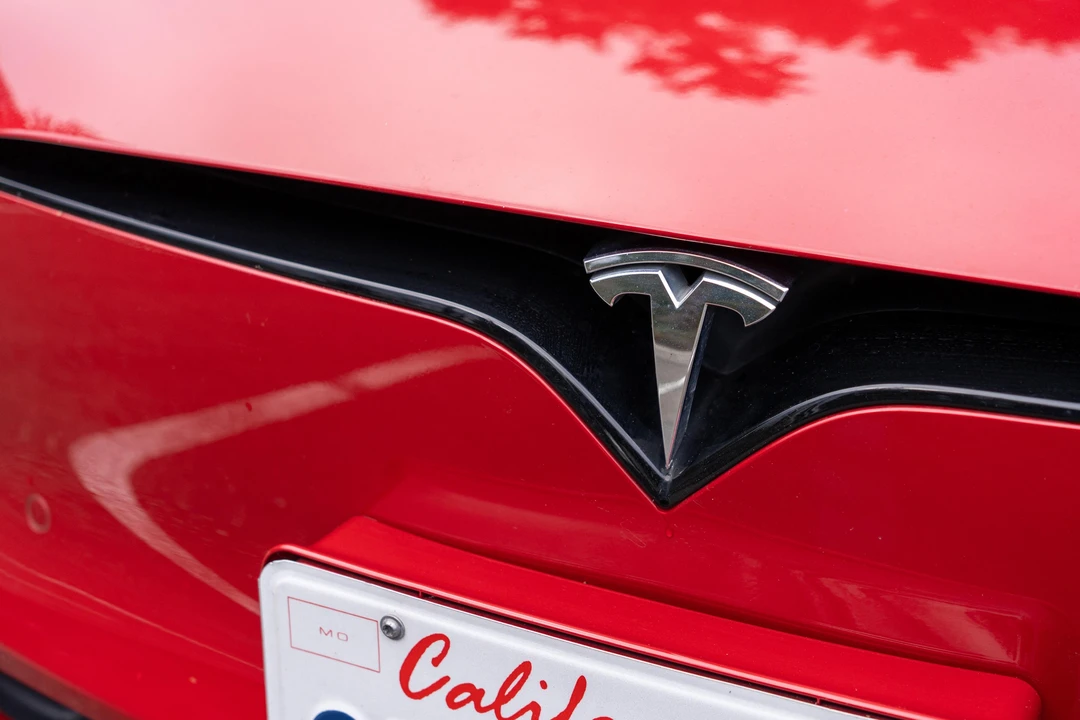 2022 Tesla Model S - Image 12 of 31
