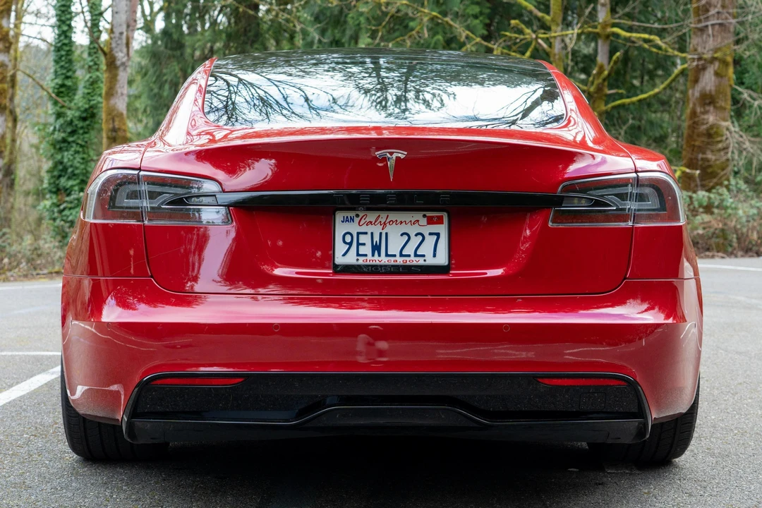 2022 Tesla Model S - Image 5 of 31