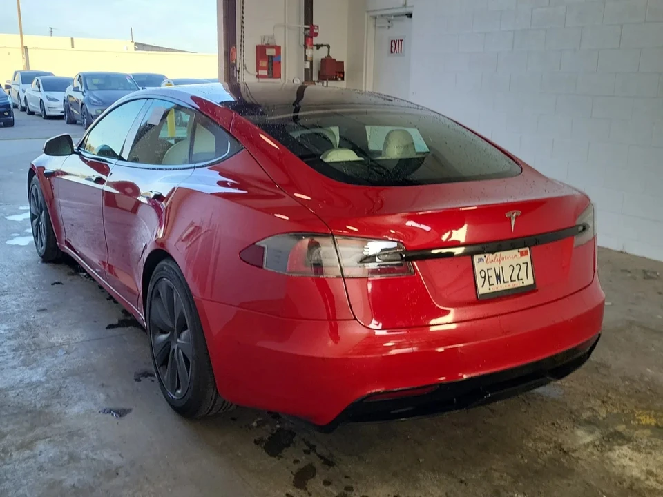 2022 Tesla Model S - Image 6 of 15