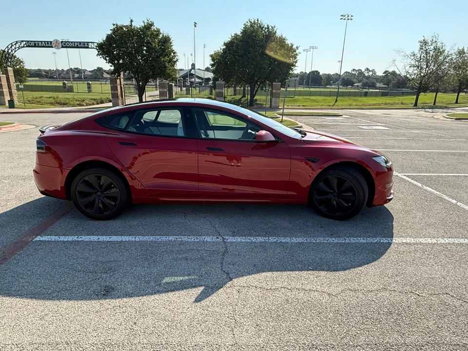 2022 Tesla Model S - Image 13 of 21